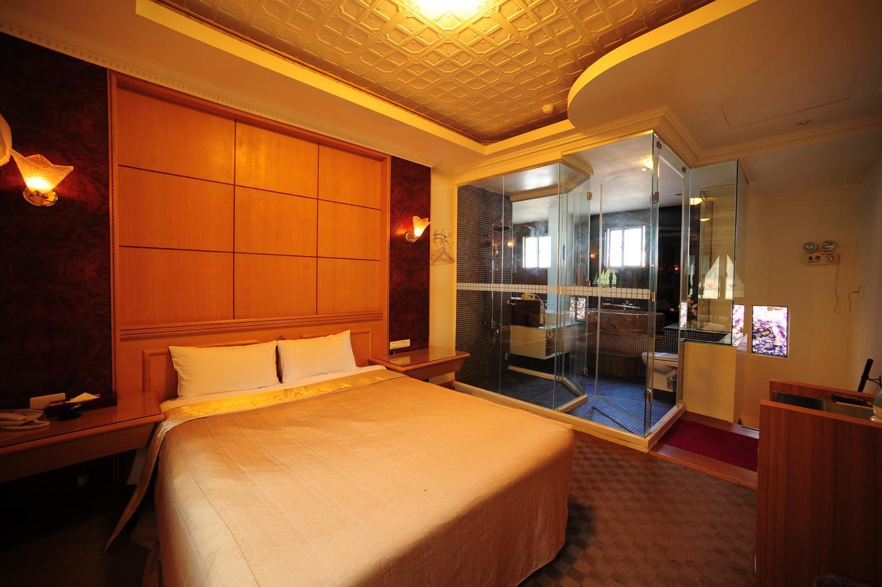 Golden Motel Hsinchu City Exterior photo