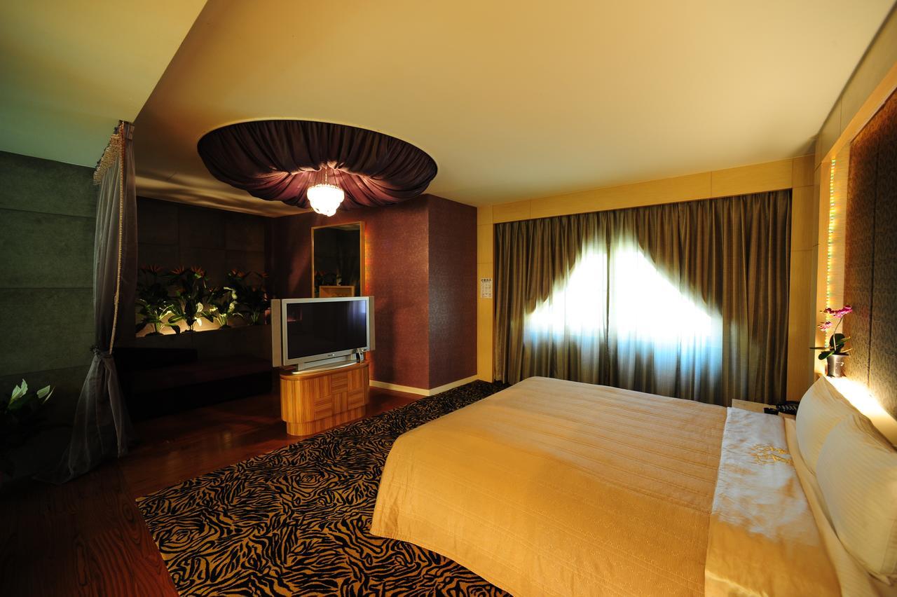 Golden Motel Hsinchu City Exterior photo