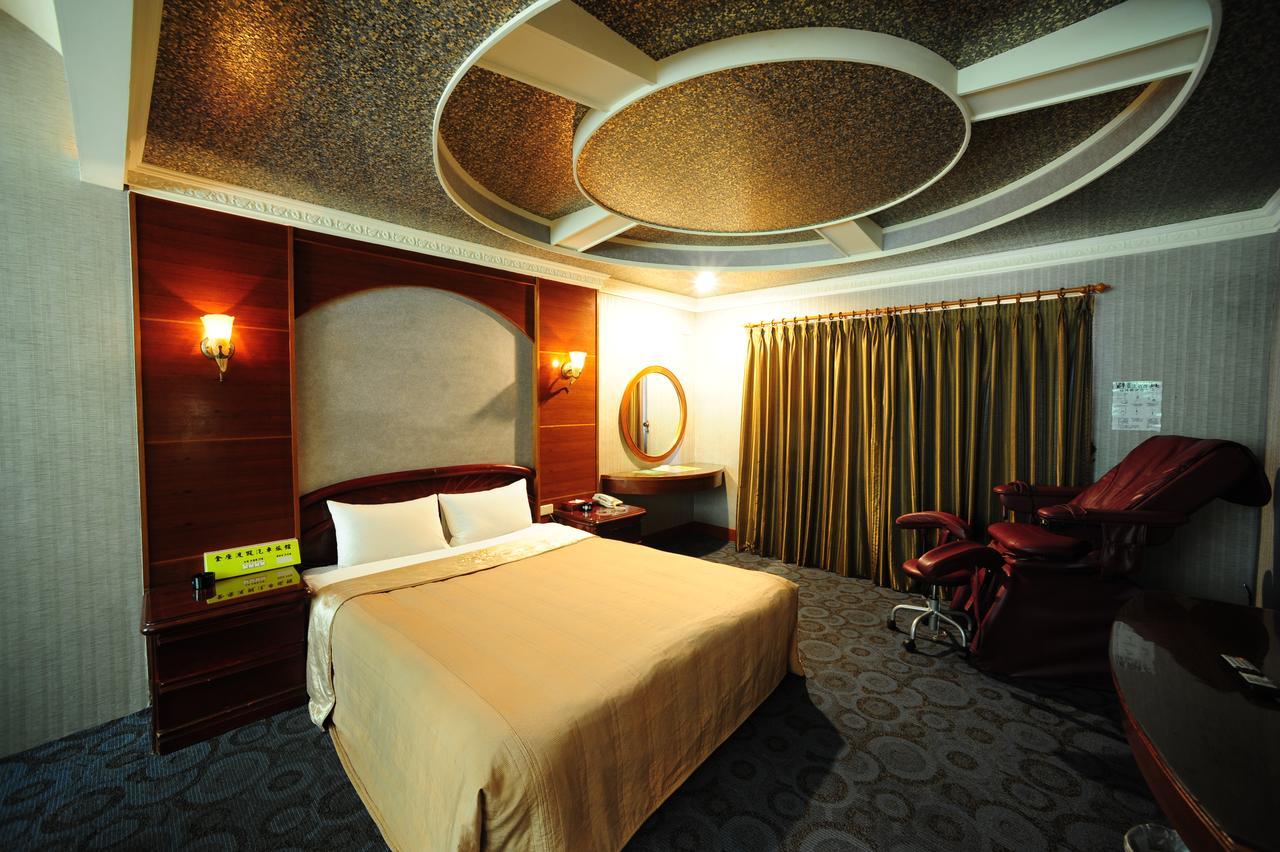 Golden Motel Hsinchu City Exterior photo