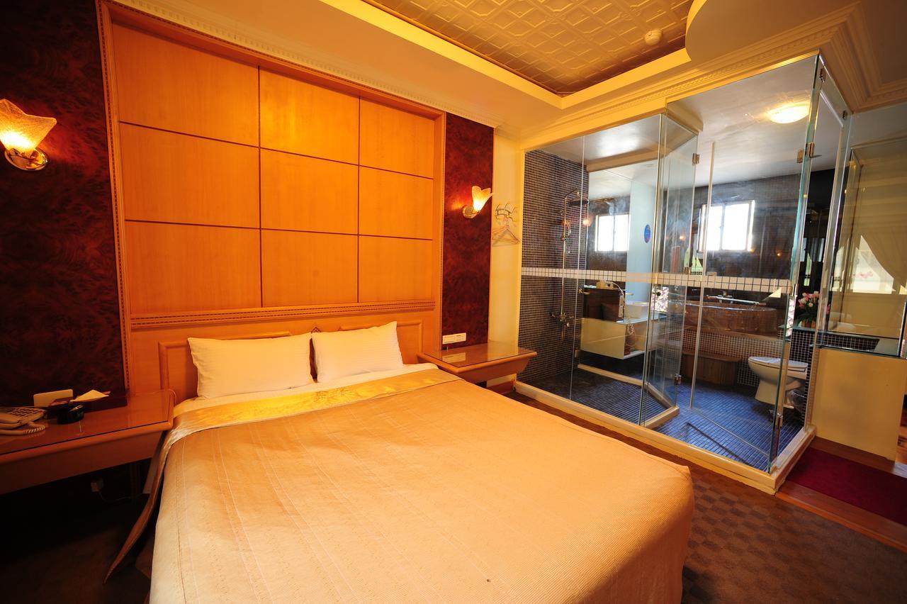 Golden Motel Hsinchu City Exterior photo